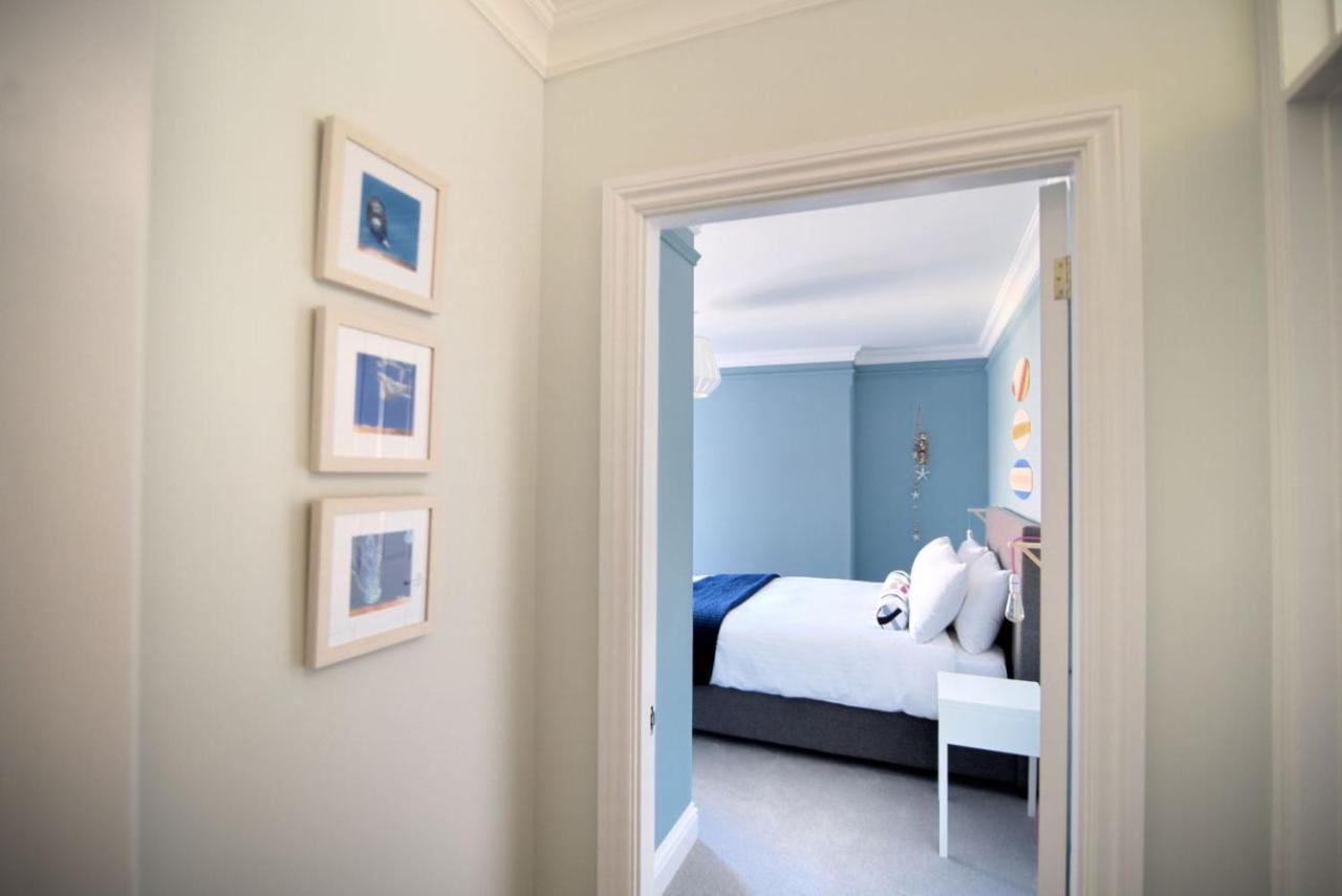Breakwater Apartment